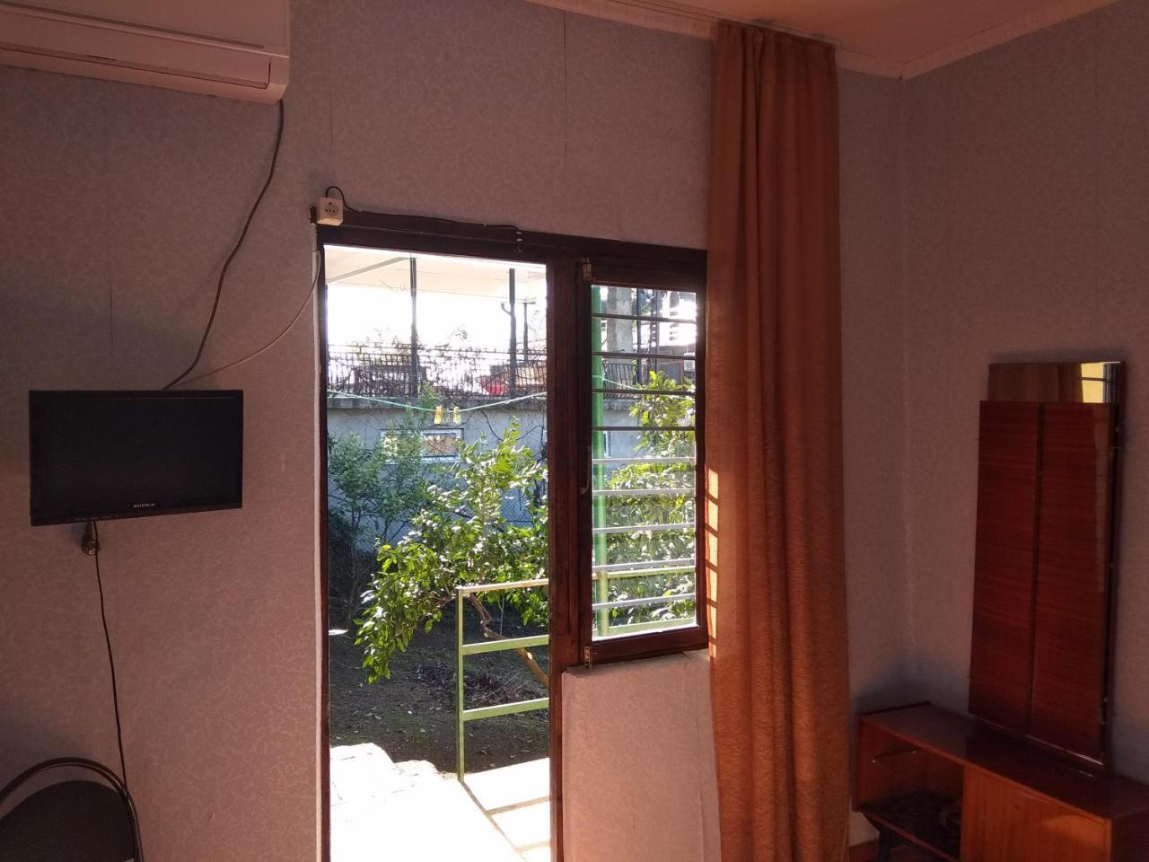 Guesthouse On Kabardinskaya 139A Gagra Exteriér fotografie